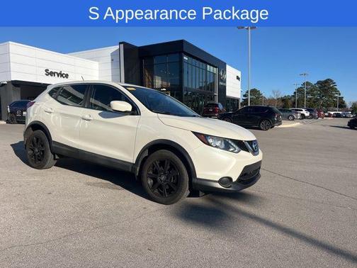 2017 Nissan Rogue Sport S