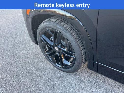 2026 Volkswagen Tiguan 2.0T SE R-Line Black