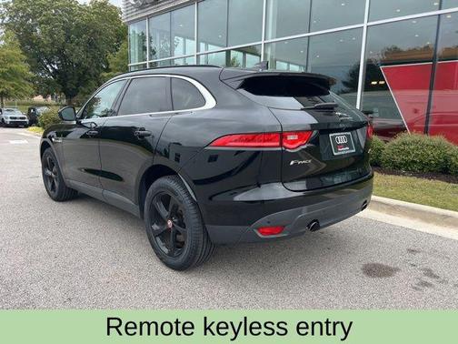 2019 Jaguar F-PACE 25t Premium