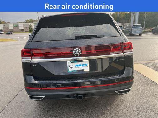 deep black pearl 2026 Volkswagen Atlas 2.0T SE w/Technology 4MOTION