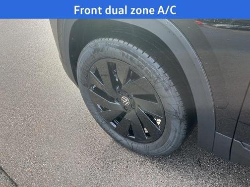 deep black pearl 2026 Volkswagen Atlas 2.0T SE w/Technology 4MOTION