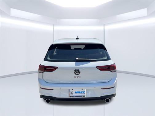 Opal White Pearl 2026 Volkswagen Golf GTI 2.0T S DSG