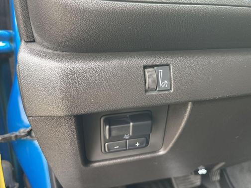 Glacier Blue Metallic 2023 Chevrolet Colorado Trail Boss