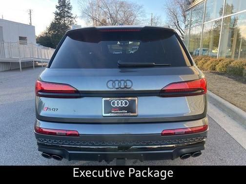 2026 Audi SQ7 4.0T Premium Plus