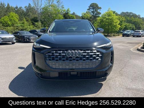 Mythos Black Metallic 2025 Audi Q5 Premium Plus TFSI quattro S tronic