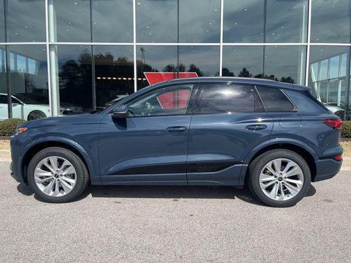 2025 Audi Q6 e-tron Premium Plus