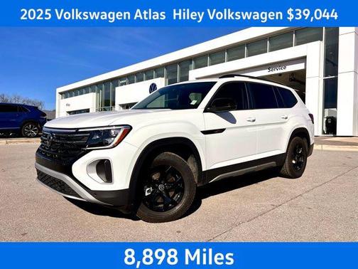 2025 Volkswagen Atlas 2.0T Peak Edition