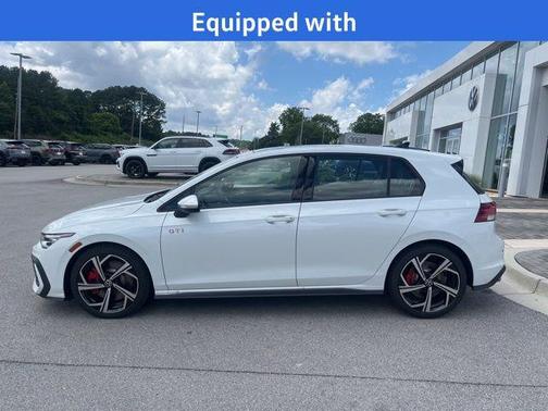 2025 Volkswagen Golf GTI 2.0T SE DSG