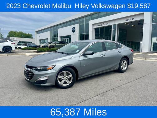 Sterling Gray Metallic 2023 Chevrolet Malibu FWD 1LT