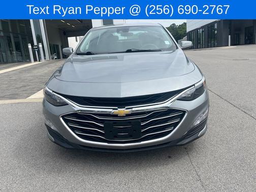Sterling Gray Metallic 2023 Chevrolet Malibu FWD 1LT