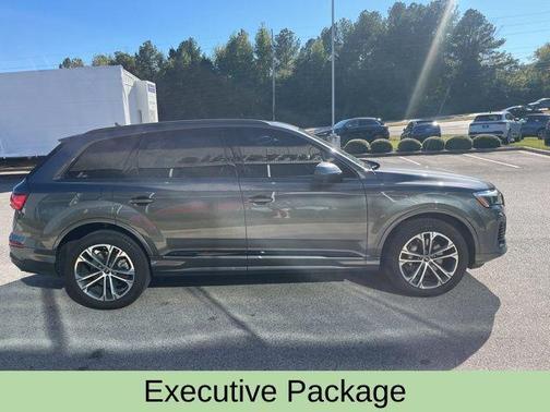 2025 Audi Q7 45 Premium Plus