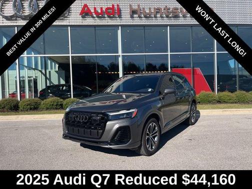 2025 Audi Q7 45 Premium Plus
