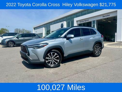 Silver 2022 Toyota Corolla Cross XLE