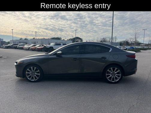2022 Mazda Mazda3 AWD w/Premium Package