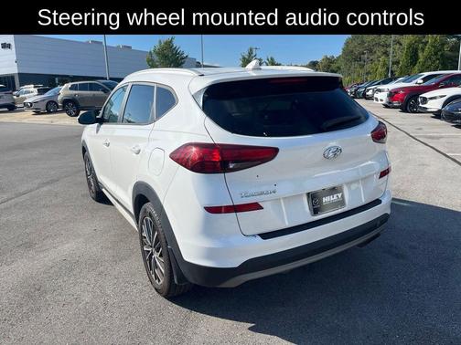 Dazzling White 2019 Hyundai TUCSON SE
