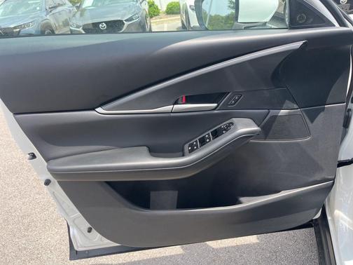 Snowflake White Pearl Mica 2026 Mazda CX-30 2.5 S Preferred Package
