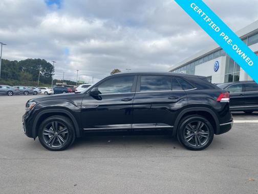 Deep Black Pearl 2021 Volkswagen Atlas Cross Sport 3.6L V6 SE w/Technology R-Line