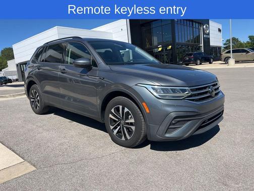 Platinum Gray Metallic 2024 Volkswagen Tiguan 2.0T S