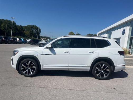 2026 Volkswagen Atlas 2.0T SEL Premium R-Line 4MOTION