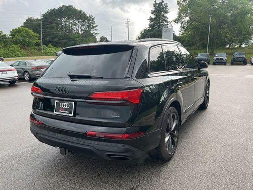 2025 Audi Q7 55 Prestige