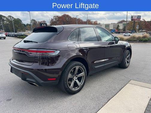 2023 Porsche Macan Base