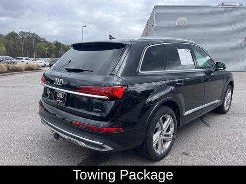 2023 Audi Q7 55 Premium Plus