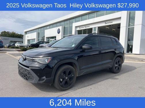 2025 Volkswagen Taos 1.5T SE Black