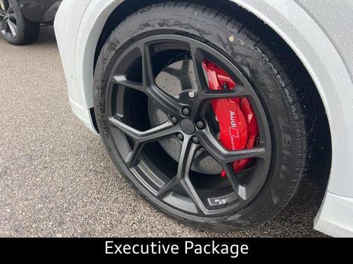 2026 Audi RS Q8 4.0T