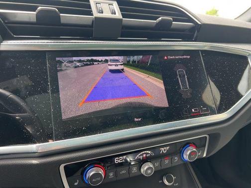 2024 Audi Q3 Premium 45 TFSI S line quattro Tiptronic