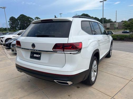 2022 Volkswagen Atlas 2.0T SE w/Technology