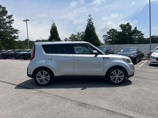 Bright Silver 2015 Kia Soul +