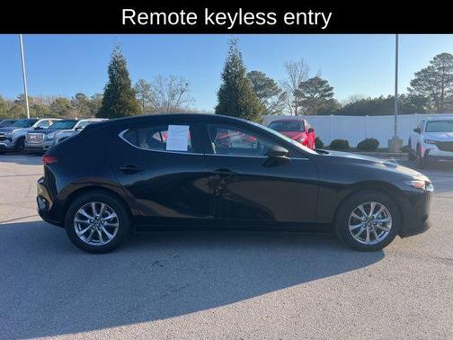 2022 Mazda Mazda3 FWD