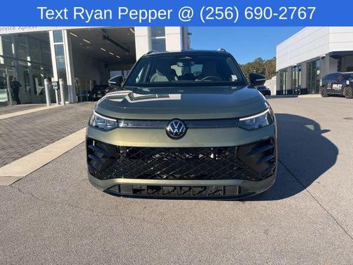 2025 Volkswagen Tiguan 2.0T SE R-Line Black 4MOTION