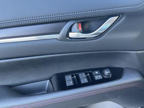 2025 Mazda CX-5 Carbon Edition