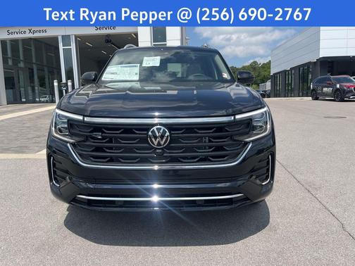 Deep Black Pearl 2026 Volkswagen Atlas 2.0T SEL Premium R-Line 4MOTION