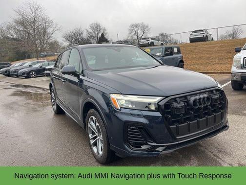 Waitomo Blue Metallic 2025 Audi Q7 45 Premium