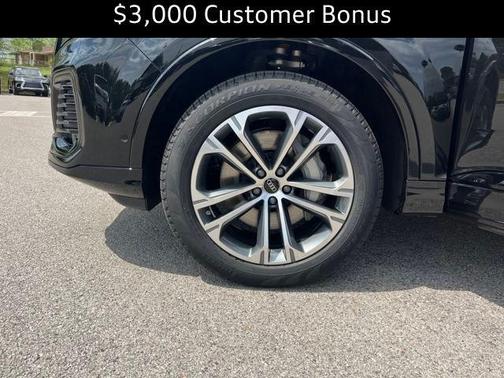 2025 Audi Q7 45 Premium