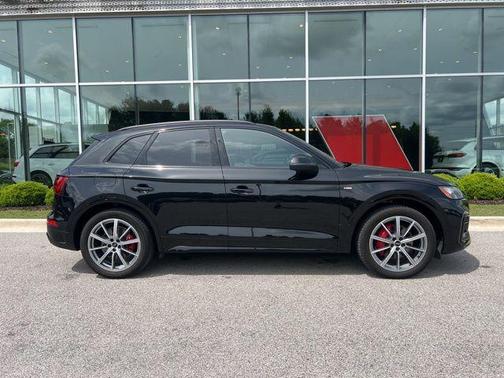 2024 Audi Q5 e 55 S line Premium Plus
