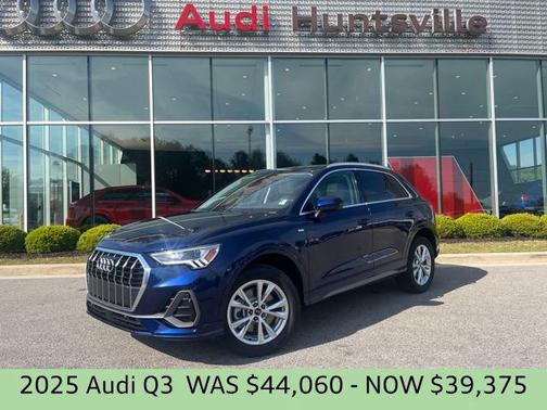 2025 Audi Q3 Premium 45 TFSI S line quattro Tiptronic