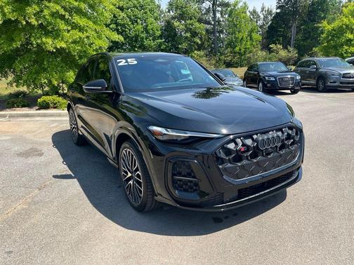 Mythos Black Metallic 2025 Audi SQ5 3.0T Prestige