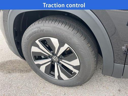 2026 Volkswagen Atlas Cross Sport 2.0T SE