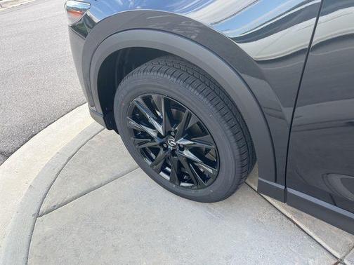 2025 Mazda CX-5 Carbon Edition