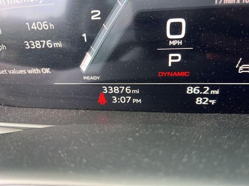 Satellite Silver Metallic 2023 Audi Q7 55 Premium Plus