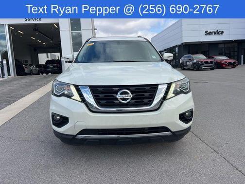 2019 Nissan Pathfinder SL