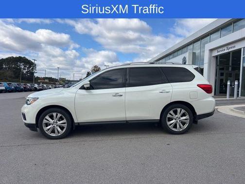 2019 Nissan Pathfinder SL