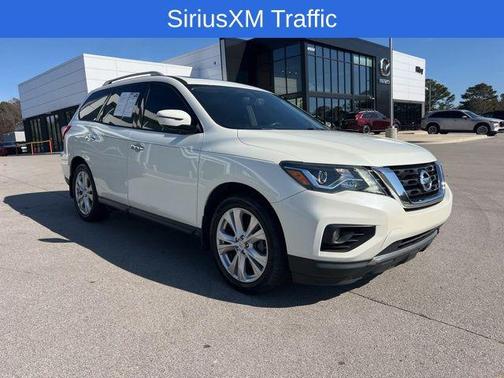 2019 Nissan Pathfinder SL