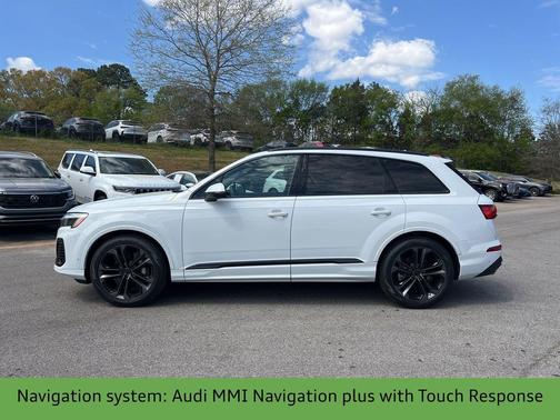 Glacier White Metallic 2026 Audi Q7 55 Premium Plus