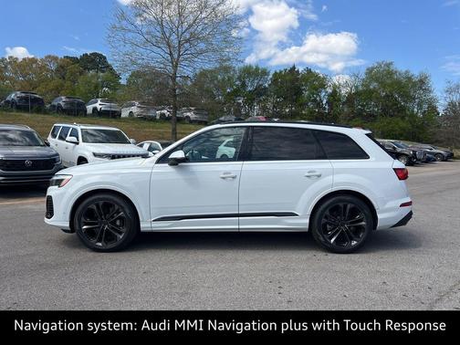 Glacier White Metallic 2026 Audi Q7 55 Premium Plus