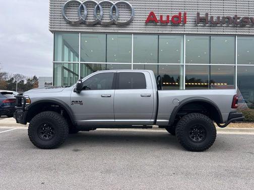 2024 RAM 2500 Laramie Crew Cab 4x4 6'4' Box