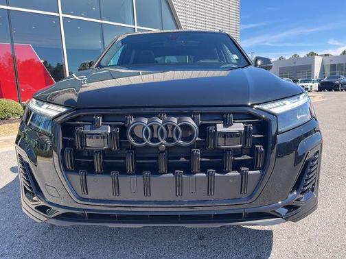 2025 Audi Q7 55 Prestige